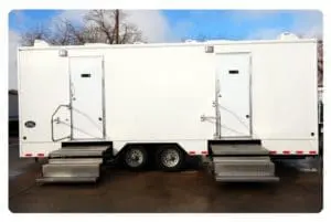 Restroom trailer exterior